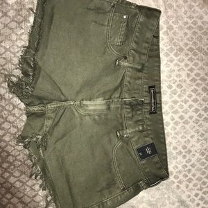 Army green Abercrombie & Fitch jean shorts